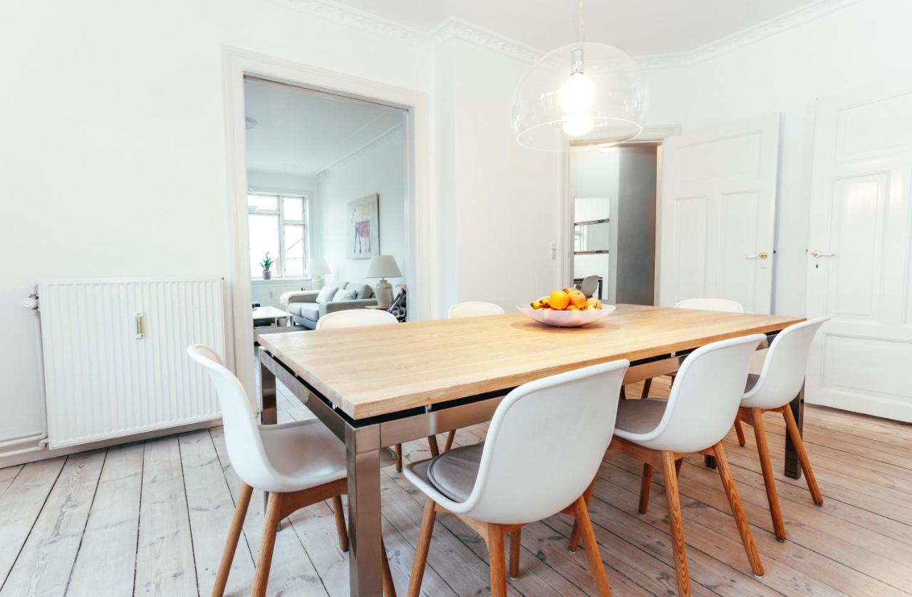 Apartment Elegant, Evocative And Cosy In Osterbro With A Panoramic View. Eco-friendly. 1km Harbour/ Beach, 3km- Center, 13km-airport. Copenhagen
